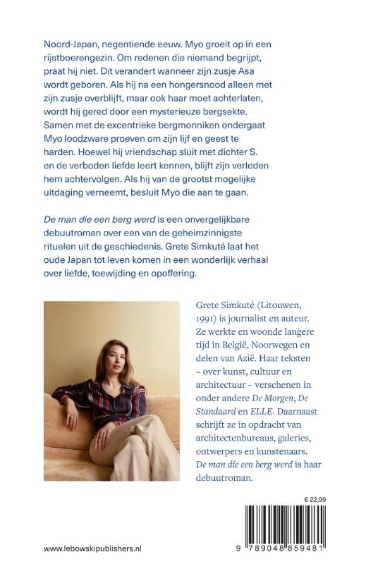 Achterkant van De man die een berg werd