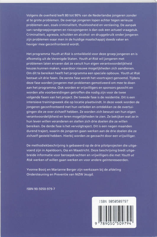 Achterkant van Youth at risk coaching for communities