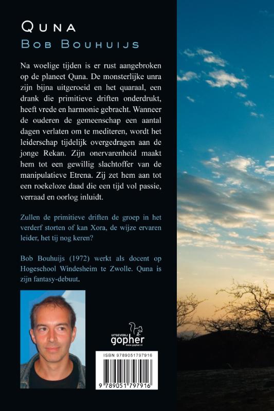 Achterkant van Quna