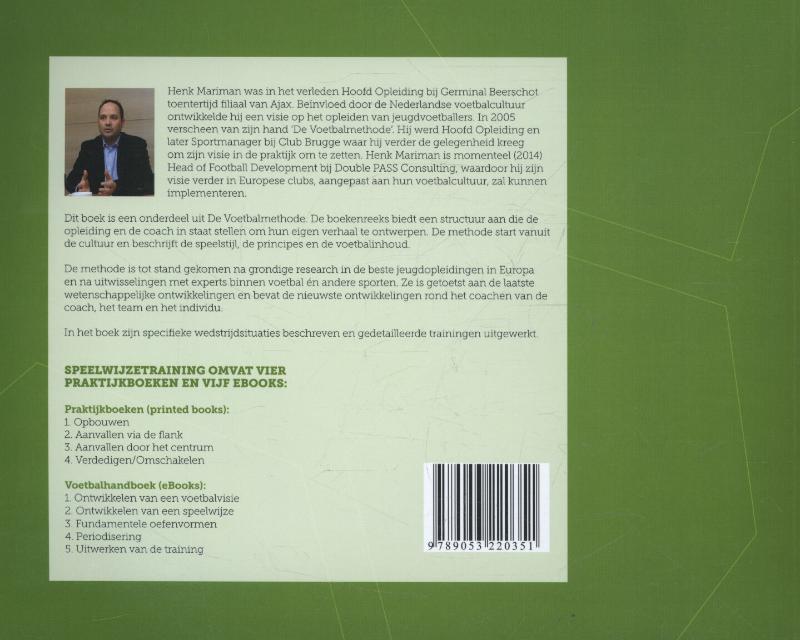 Achterkant van Aanvallen door het centrum