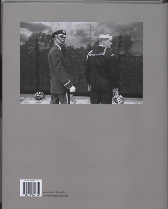 Achterkant van Looking at the U.S. 1957-1986 ENG-FR
