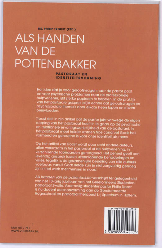 Achterkant van Als handen van de pottenbakker