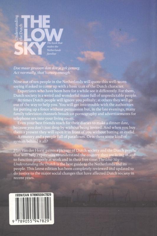 Achterkant van The Low Sky