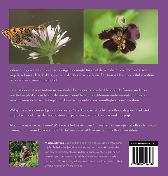 Achterkant van Tuinieren met wilde planten
