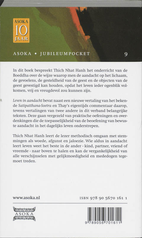 Achterkant van Leven in aandacht