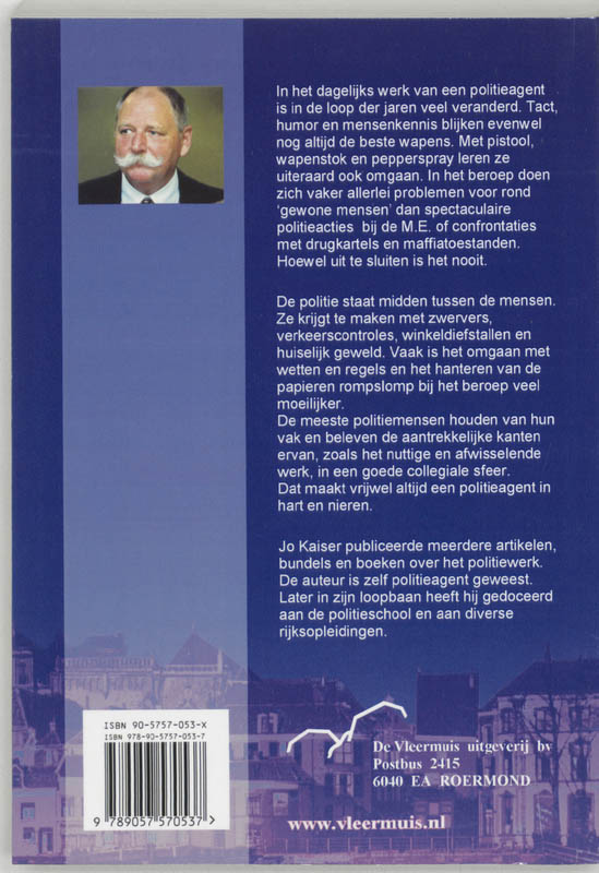 Achterkant van Uit de wereld van een politieagent