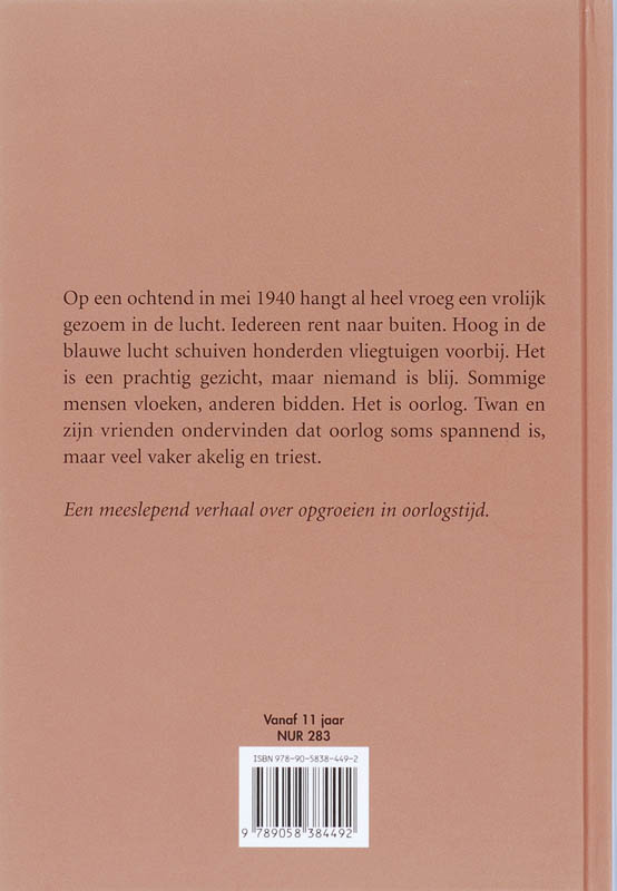 Achterkant van Een warm hemd voor de winter