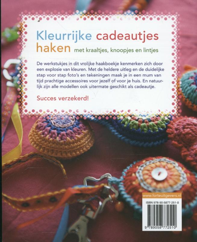 Achterkant van Kleurrijke cadeautjes haken