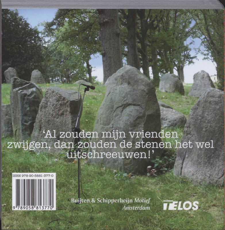 Achterkant van Zingende steen