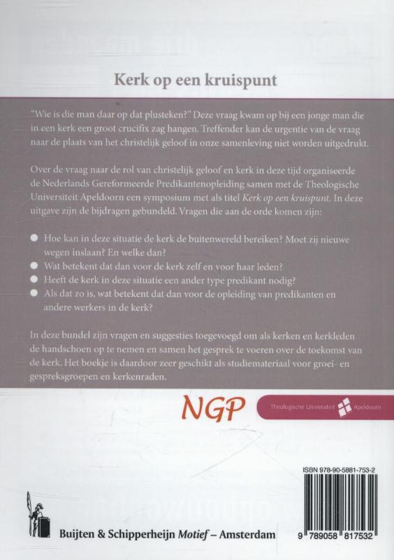 Achterkant van Kerk op een kruispunt