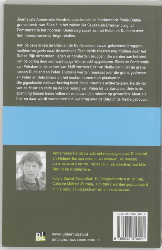 Achterkant van Gespleten land