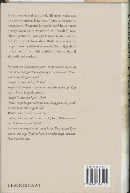 Achterkant van Pjotr