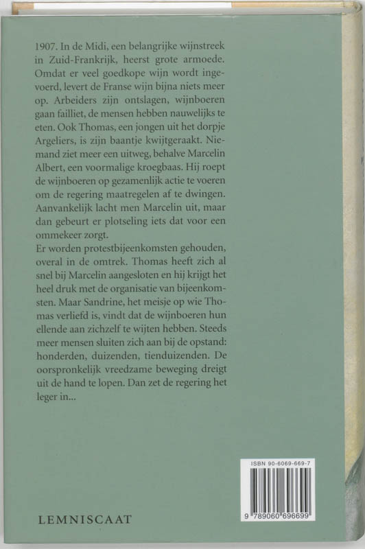Achterkant van Opstand!