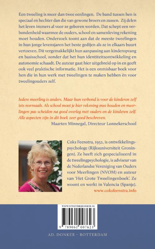 Achterkant van Tweelingen en School