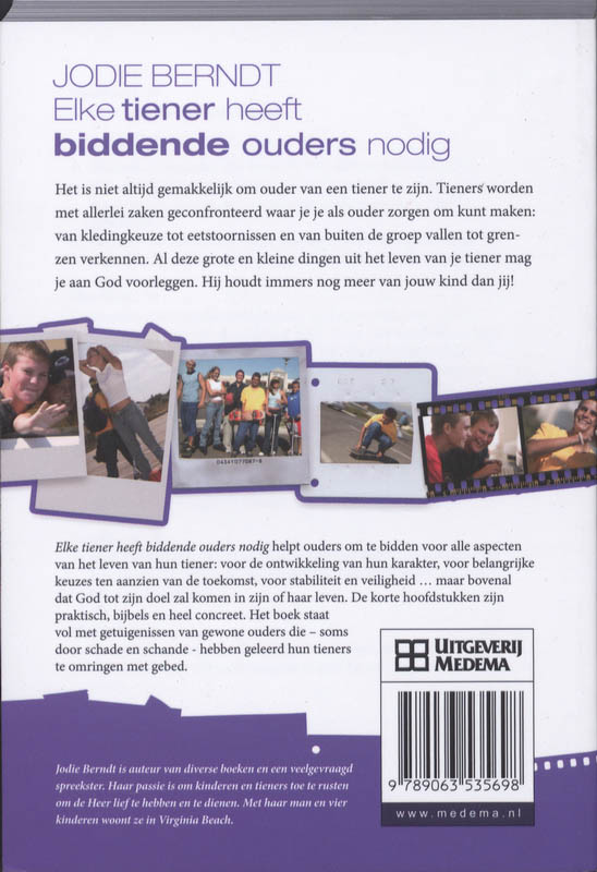 Achterkant van Elke tiener heeft biddende ouders nodig