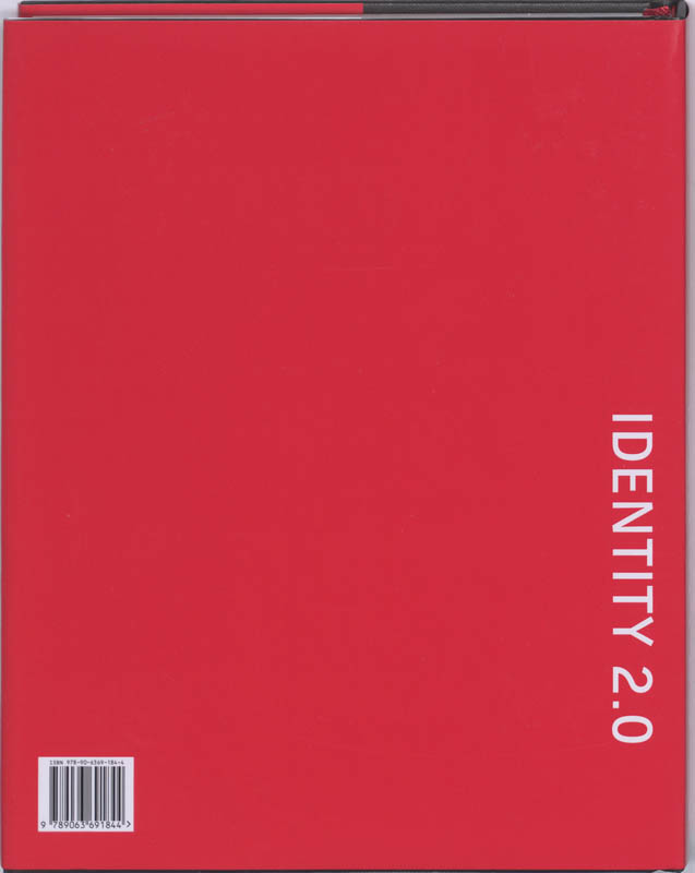 Achterkant van Identity 2.0