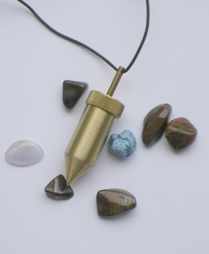 Achterkant van Pendel met Steentjes (driedelig - vulbaar)