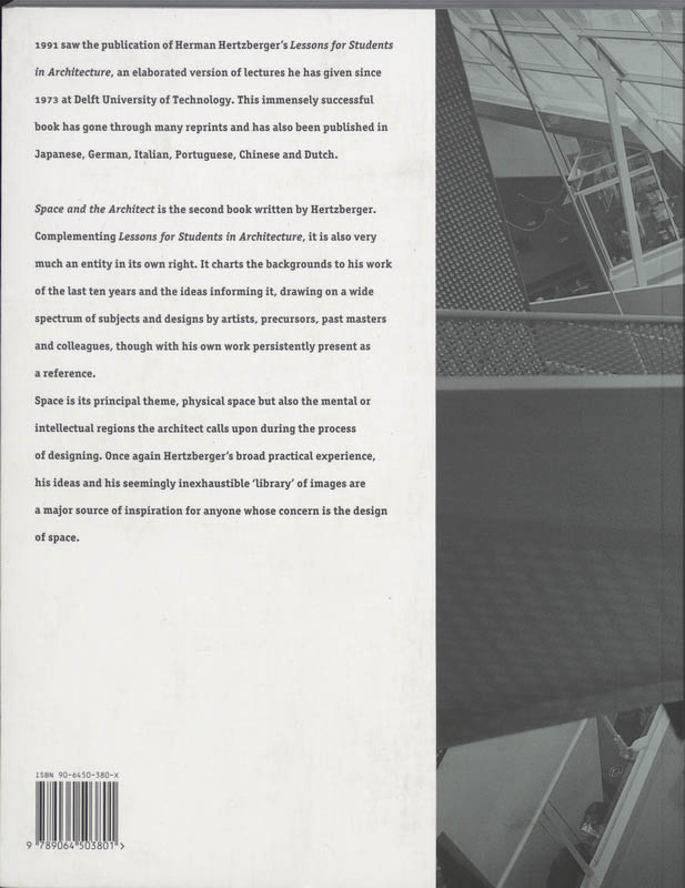 Achterkant van Space and the architect