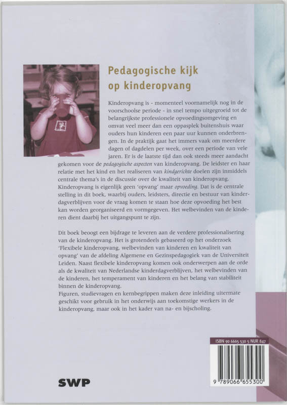 Achterkant van Pedagogische kijk op kinderopvang