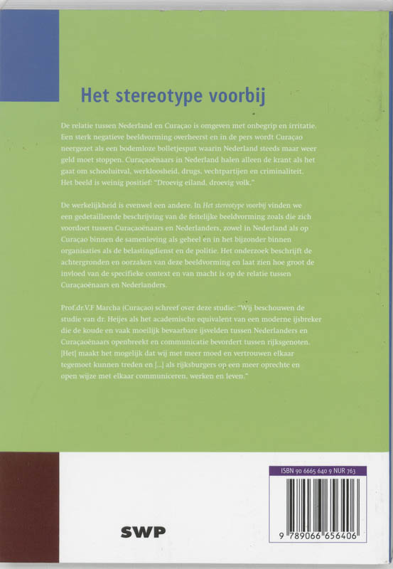 Achterkant van Het stereotype voorbij