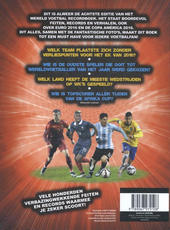 Achterkant van Wereld voetbal recordboek 2017