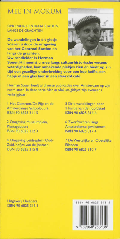 Achterkant van Omgeving Centraal Station / Langs de grachten
