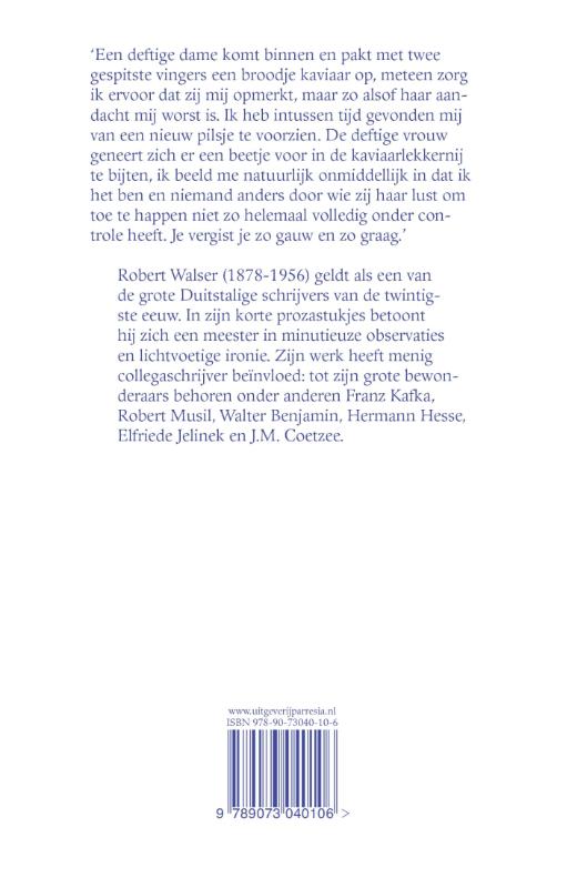 Achterkant van De vrouw op het balkon