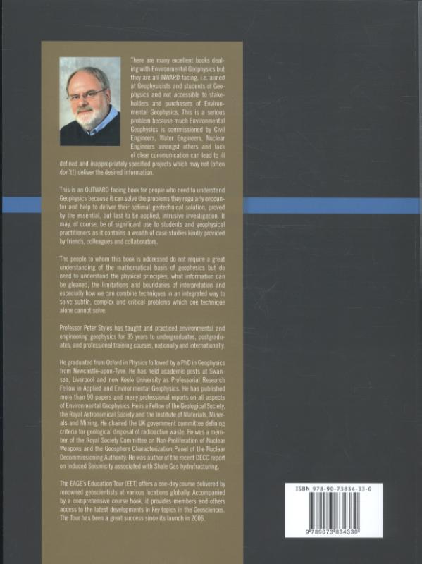 Achterkant van Environmental geophysics