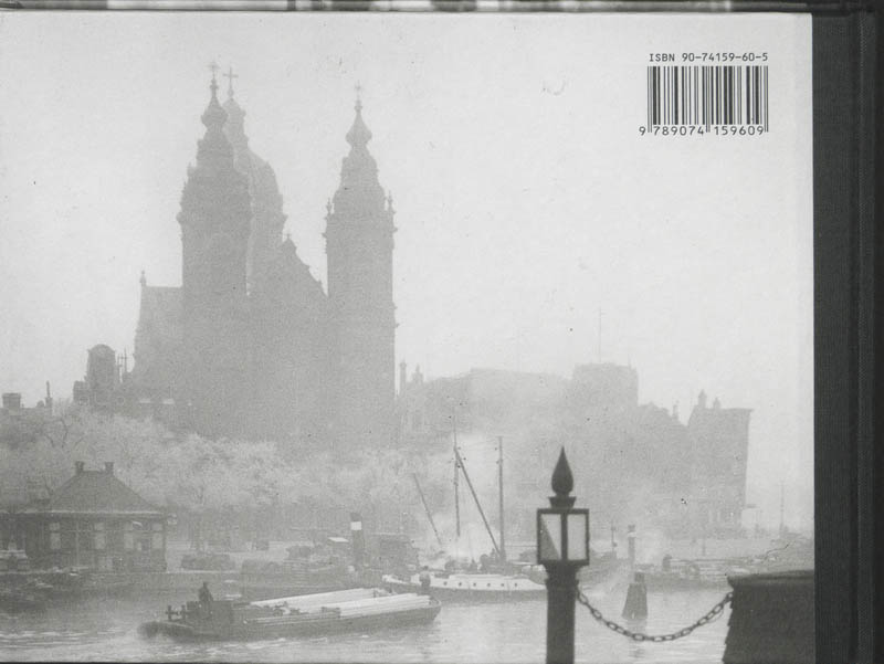 Achterkant van Lichtbeelden van Amsterdam 1896-1938