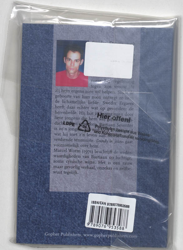 Achterkant van Dandy in jeans