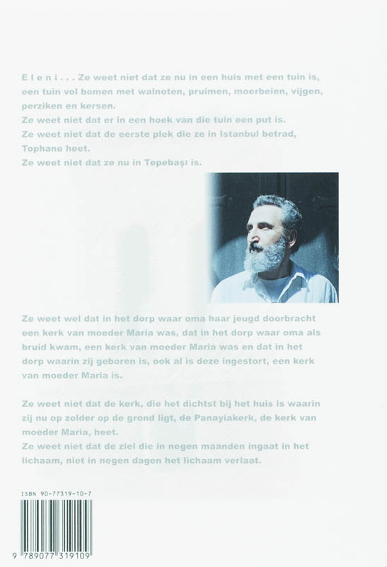 Achterkant van Eleni en de Panayia Kerk