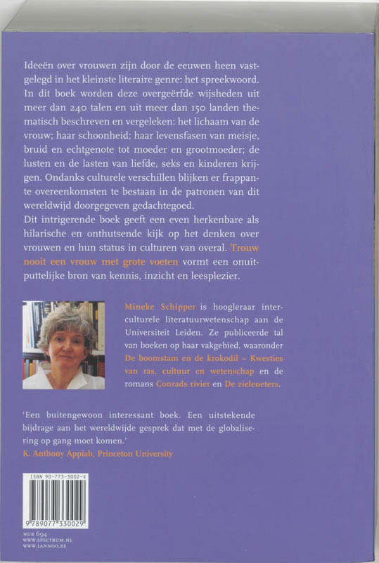 Achterkant van Trouw nooit een vrouw met grote voeten