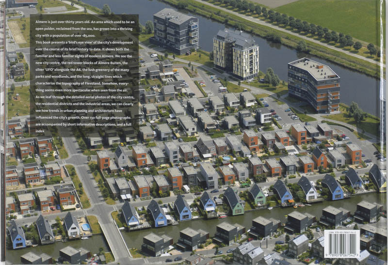 Achterkant van Almere from above