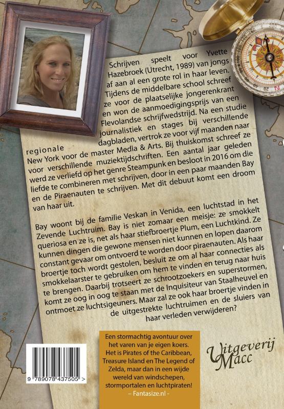 Achterkant van Bay en de Piraenauten