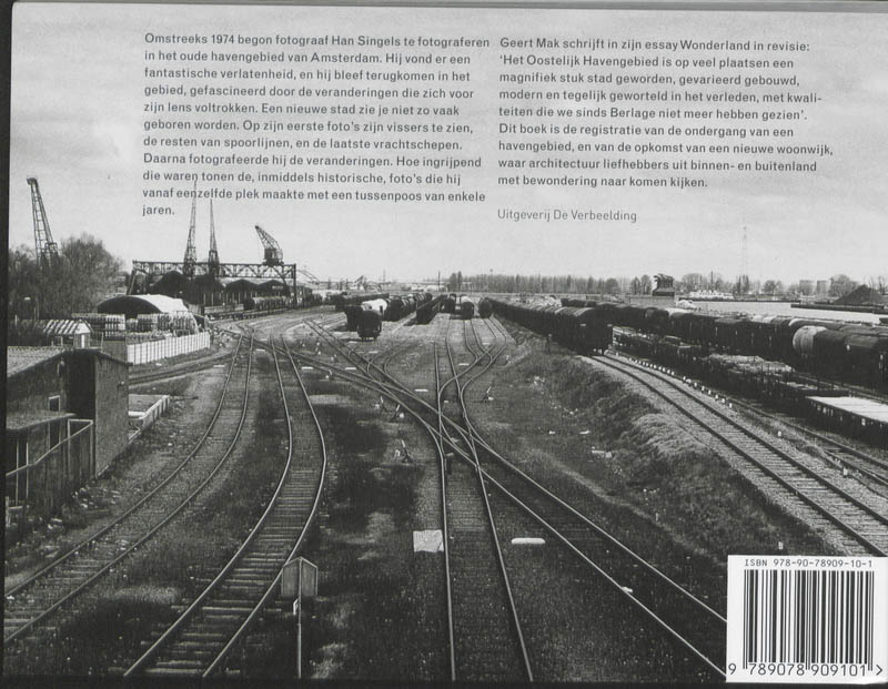 Achterkant van Het Amsterdams Oostelijk Havengebied gefotografeerd 1974-2002
