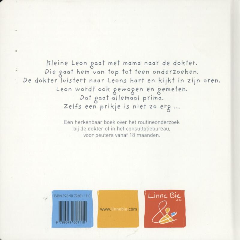Achterkant van Kleine Leon bij de dokter