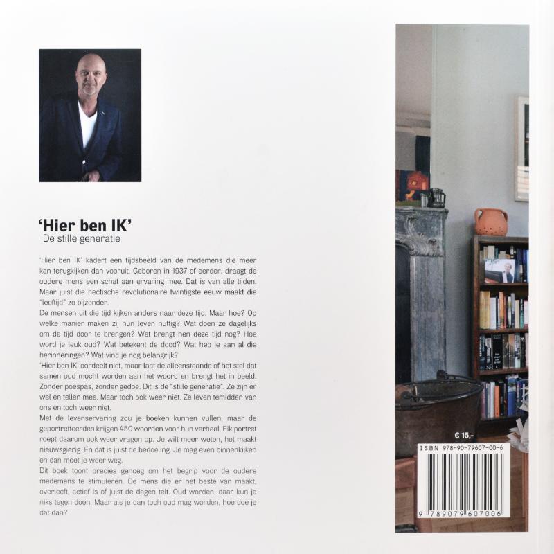 Achterkant van Hier ben ik!