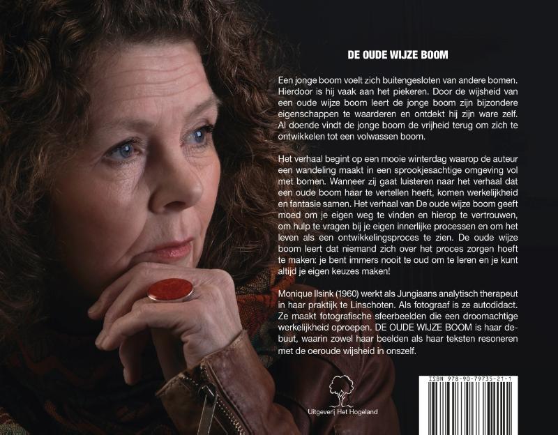 Achterkant van De oude wijze boom