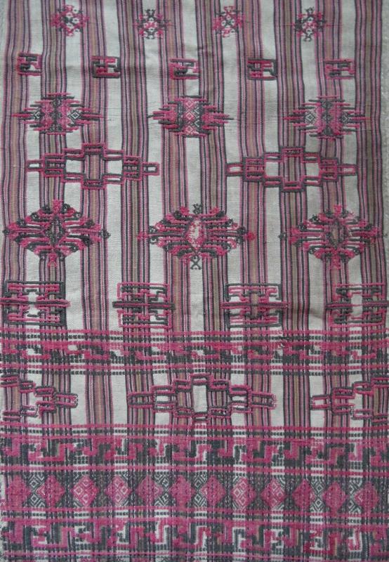 Achterkant van The new lamp clarifying the history, peoples, languages and traditions of Eastern Bhutan and Eastern Mon.
