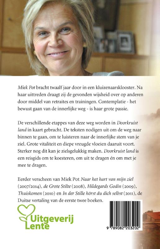 Achterkant van Doorkruist land