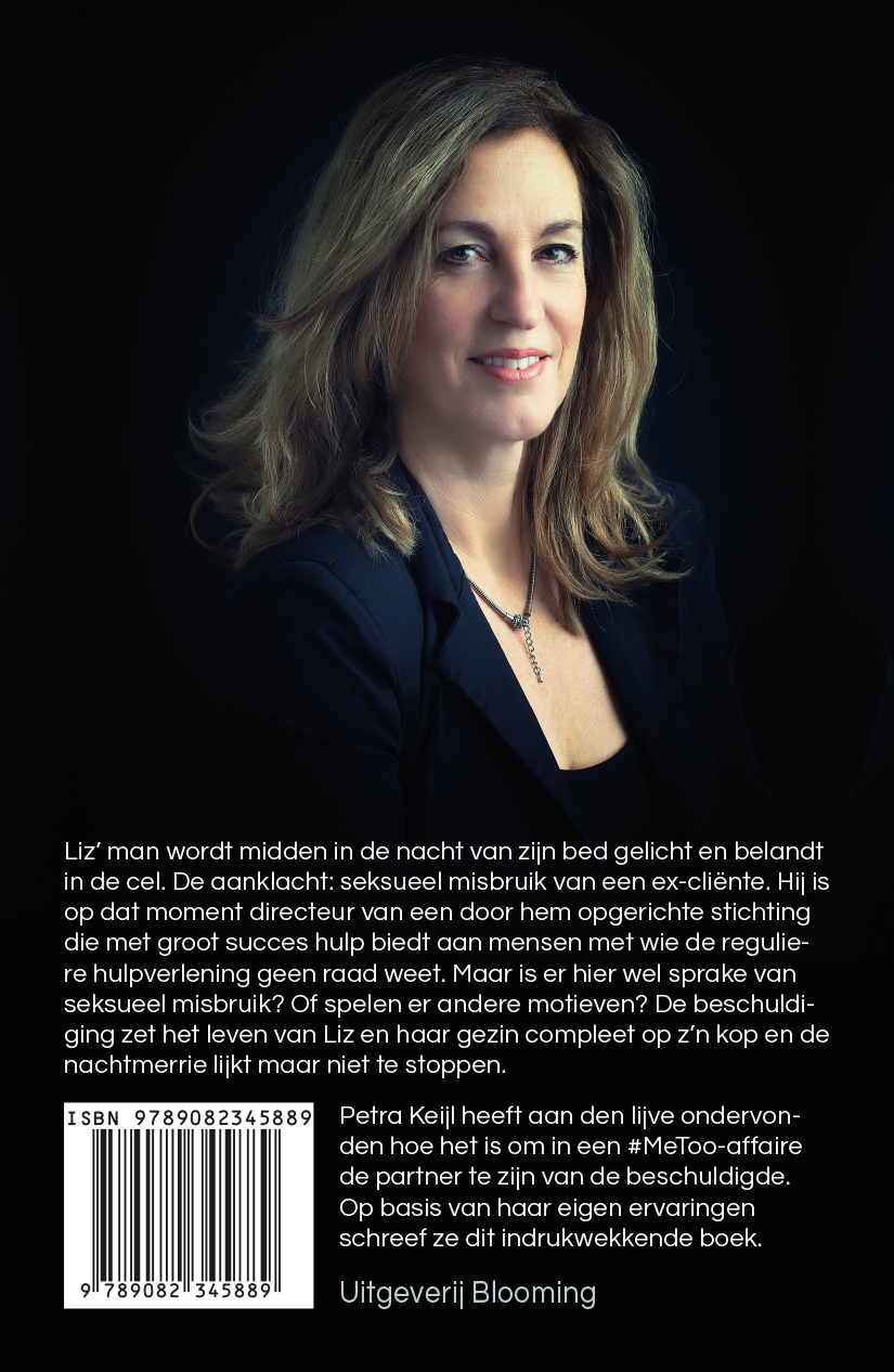 Achterkant van Met pek en veren