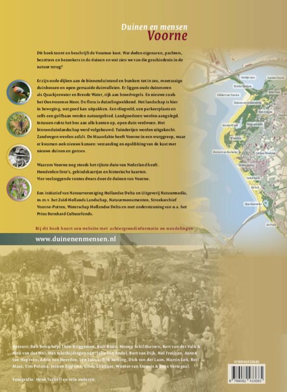 Achterkant van Duinen en mensen Voorne
