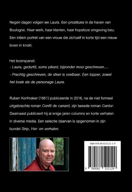 Achterkant van Laura