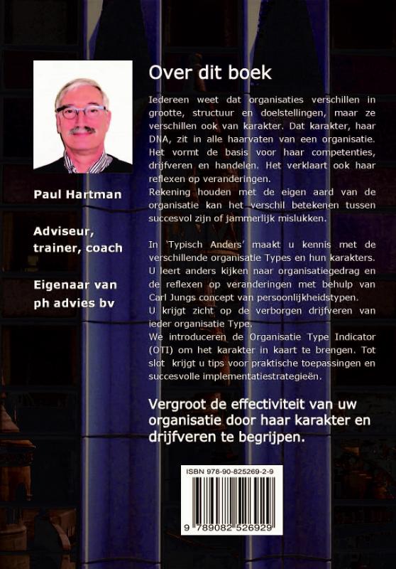 Achterkant van Typisch anders