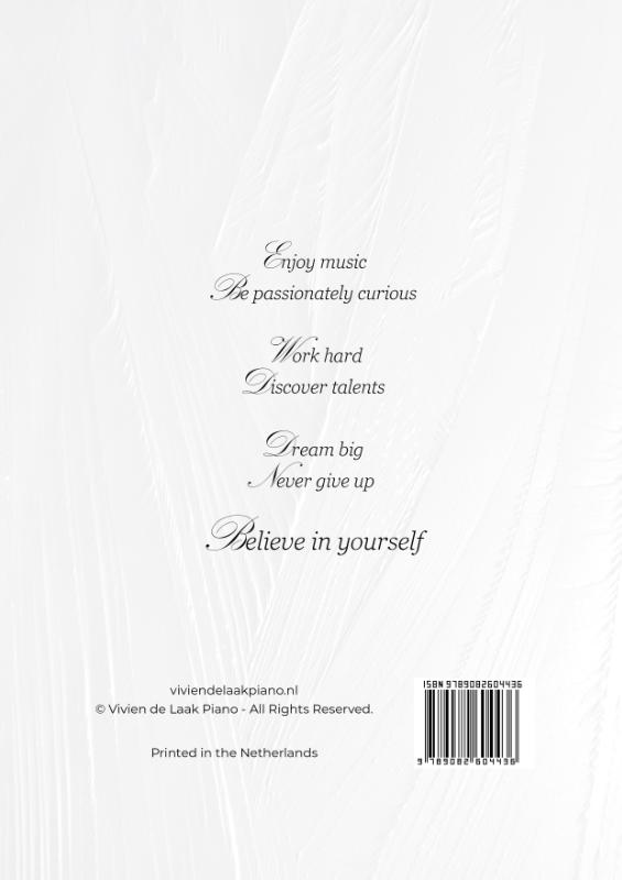Achterkant van Piano Scales with Music Writing Notebook