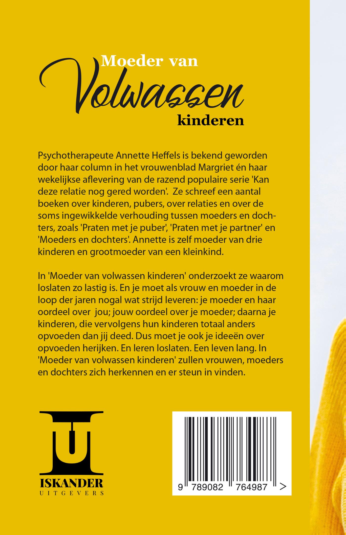 Achterkant van Moeder van volwassen kinderen