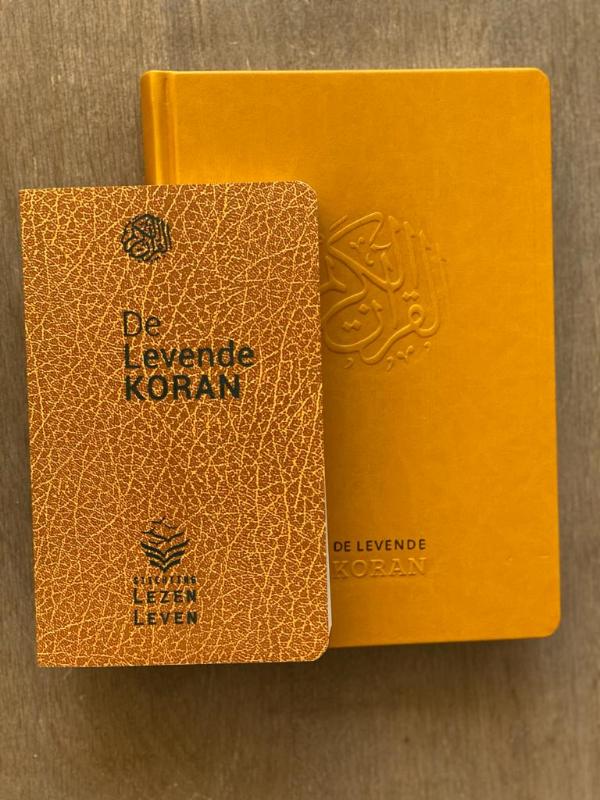 Achterkant van De Levende Koran