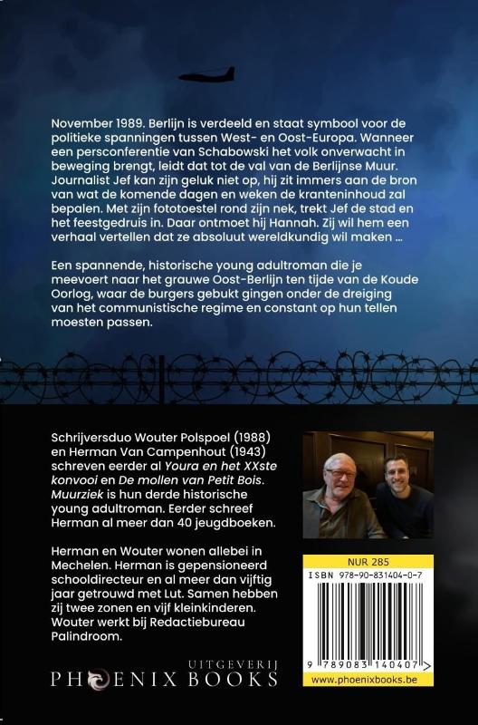 Achterkant van Muurziek