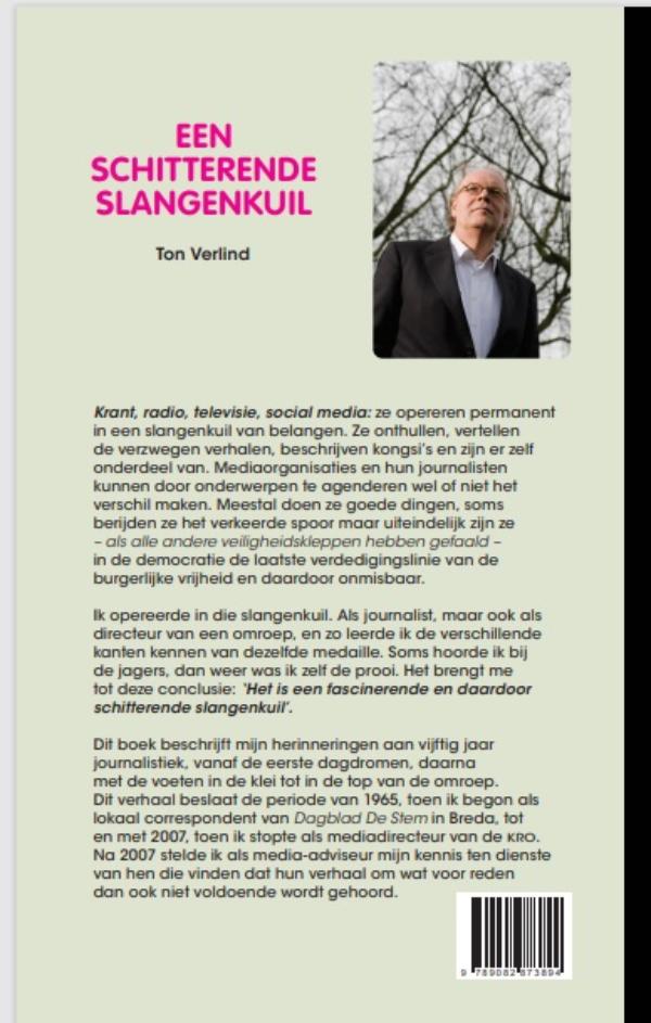 Achterkant van Een schitterende slangenkuil