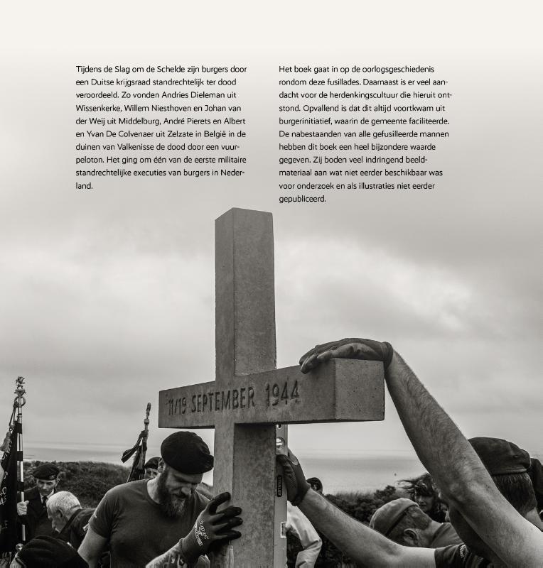 Achterkant van Het Kruis in de Duinen van Valkenisse